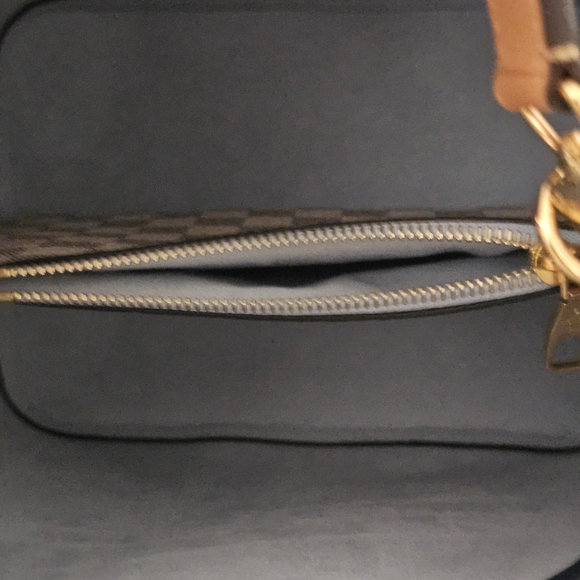 ‼️SOLD‼️ - Picture 9 of 16